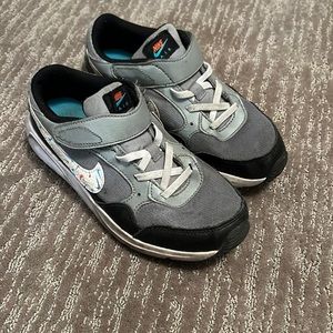 Boys Nike